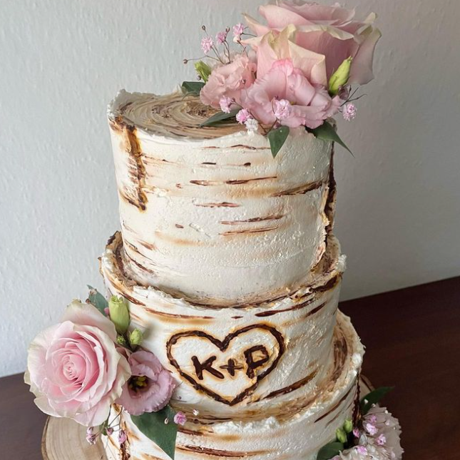 Svatební dort, sladký bar nebo koláčky?